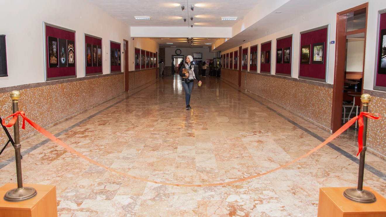 “Kampüste Yaşam” temalı fotoğraf sergisi açıldı